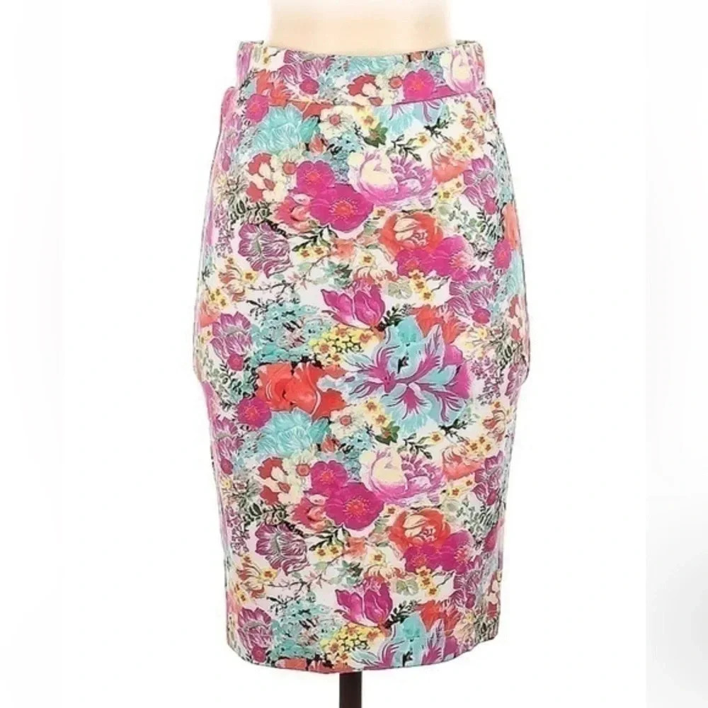 Gianni Bini | Floral Rose Garden Fitted Pencil Midi Skirt Size Medium M NWT